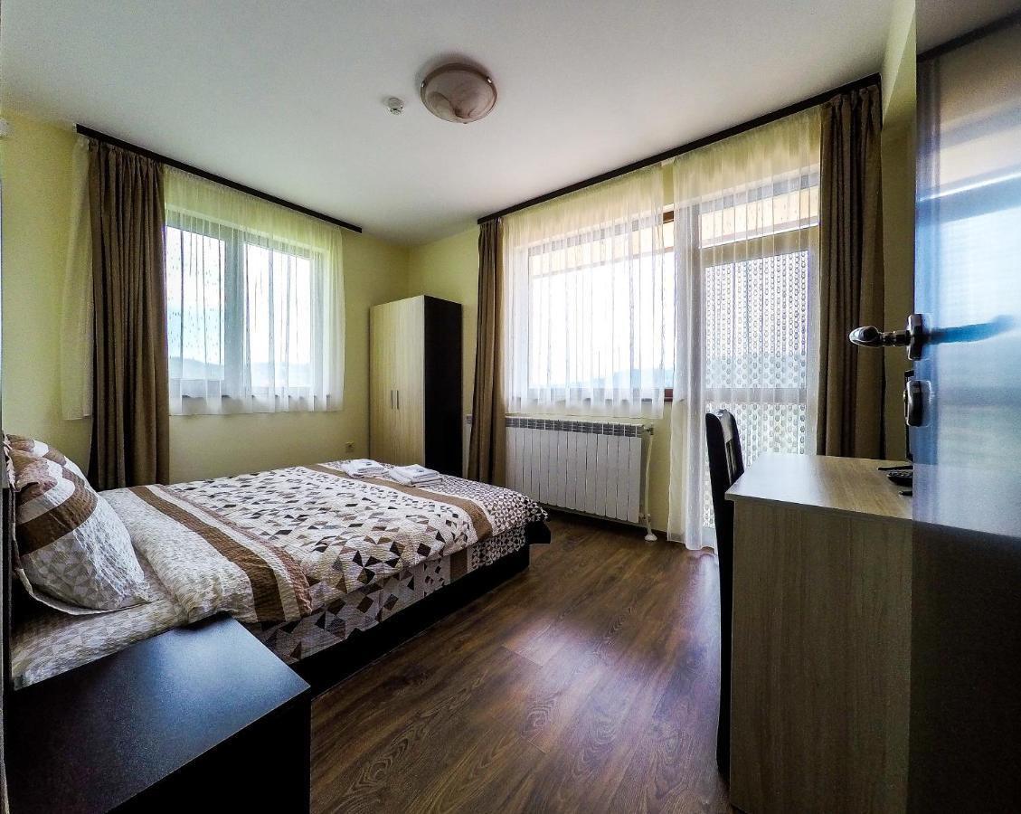 Divna Guest House Doszpat Kültér fotó