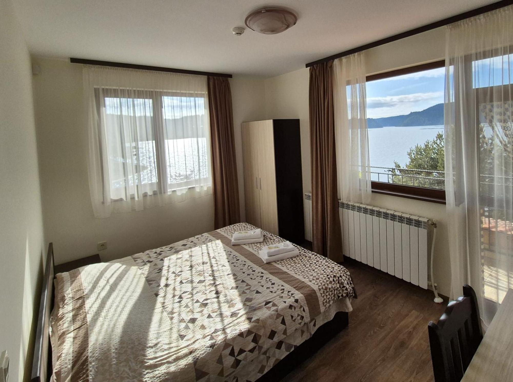 Divna Guest House Doszpat Kültér fotó