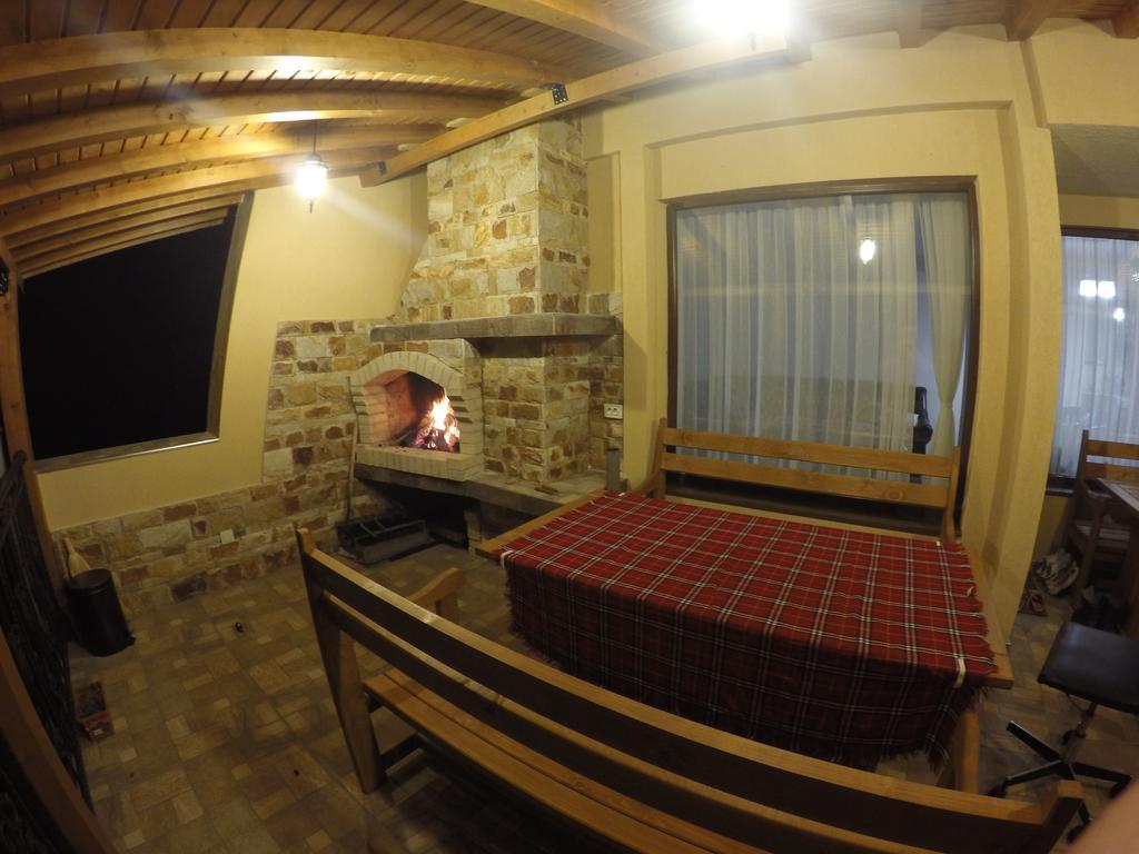 Divna Guest House Doszpat Kültér fotó